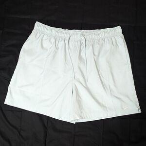 NWT Nike Men's Club Flow Woven Shorts - Size XL (Light Blue)